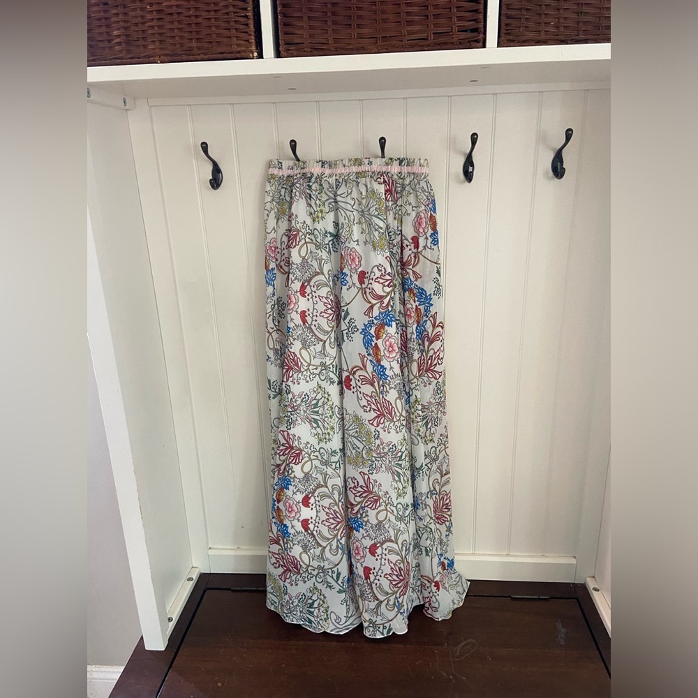 Z & I maxi skirt with gorgeous floral print 🌸💐🌺🌷🪷
